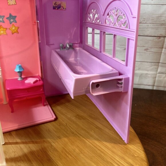 Mattel Barbie Folding House Playset Fold Go Travel Case Bedroom Bathroom Switch - Picture 3 of 10